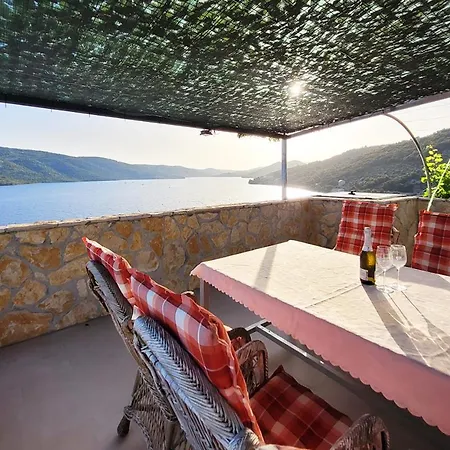House Rex - Marina, With A Private Pool Nyaraló